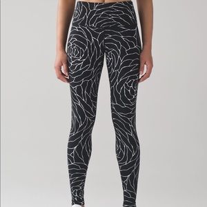 Women’s Lululemon Pants